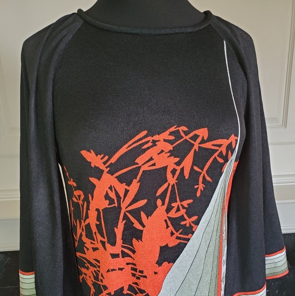 VINTAGE ASIAN INSPIRED MAXI DRESS - Picture 3 of 15